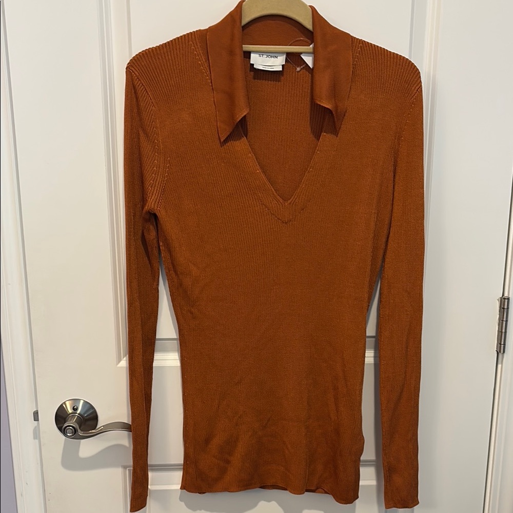 St. John Rust V-Neck Long Sleeve Top